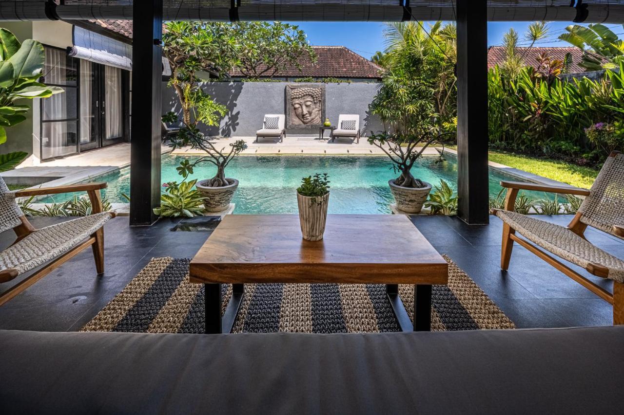 Jagaditha Villas ซานูร์ ภายนอก รูปภาพ