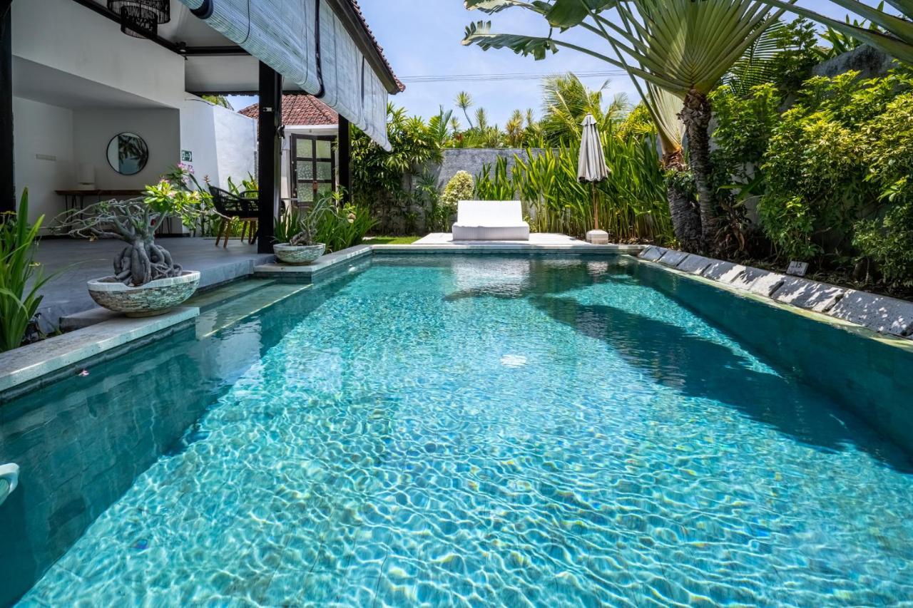 Jagaditha Villas ซานูร์ ภายนอก รูปภาพ